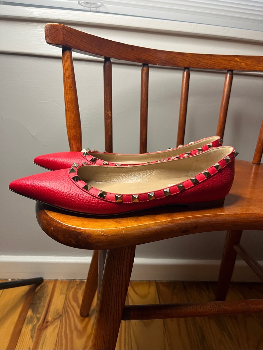 Valentino Garavani Rockstud Pointed Toe Ballerina Flats Red Size 37.5 - Picture 9 of 11